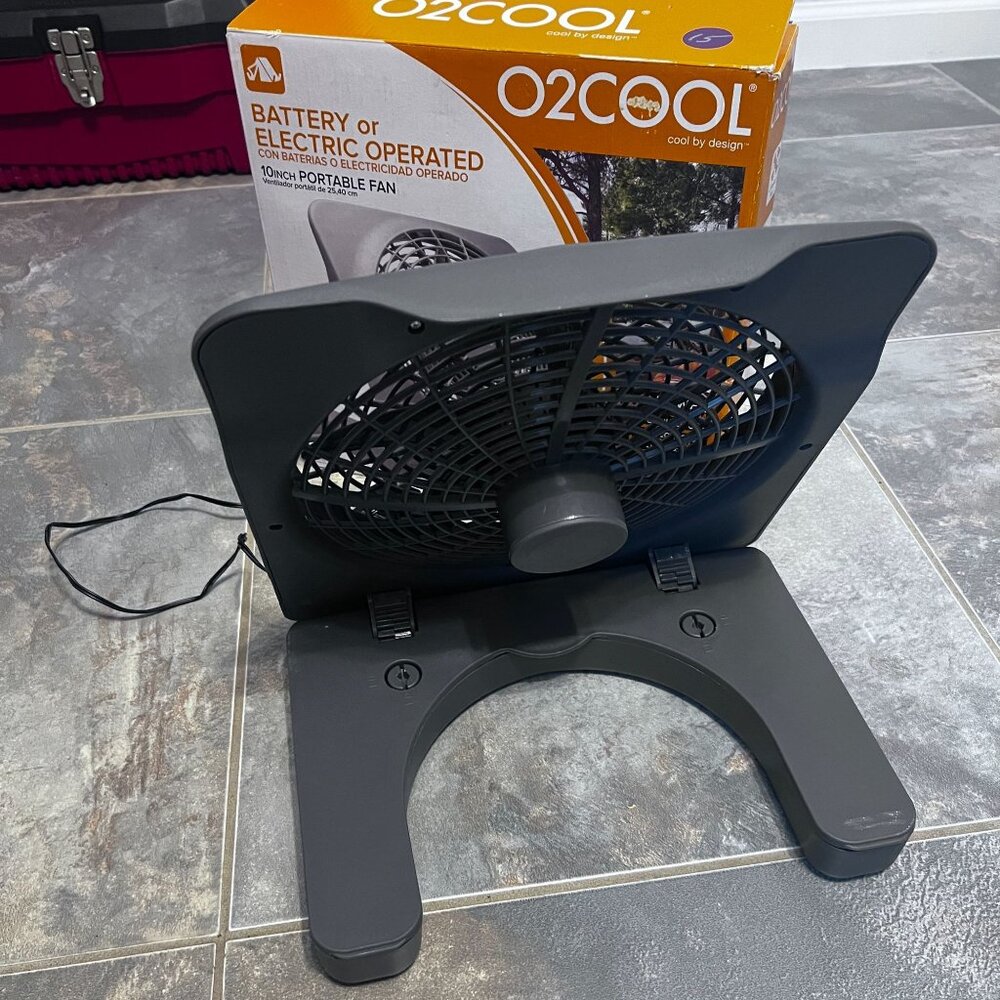 O2Cool 10-Inch Portable Fan Battery/Electric Operated Adjustable Tilt 2-Speed Co - Picture 2 of 5